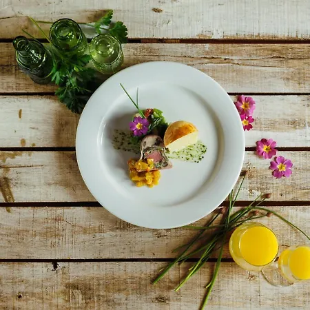 Landgasthof Baeren אורחן 2*